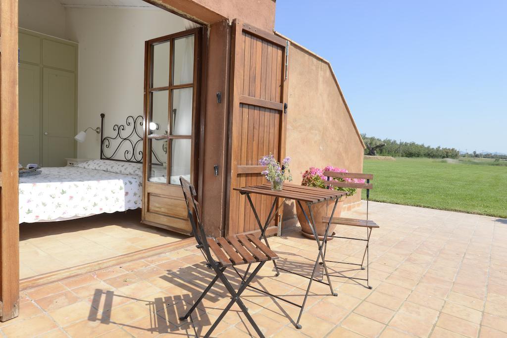 Mas Del Mar Guest House Sant Pere Pescador Phòng bức ảnh