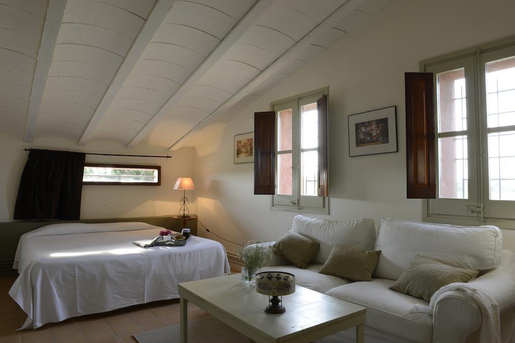 Mas Del Mar Guest House Sant Pere Pescador Phòng bức ảnh