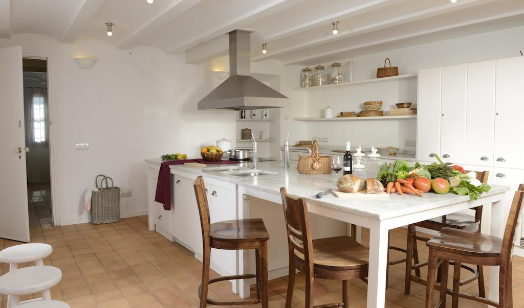 Mas Del Mar Guest House Sant Pere Pescador Ngoại thất bức ảnh